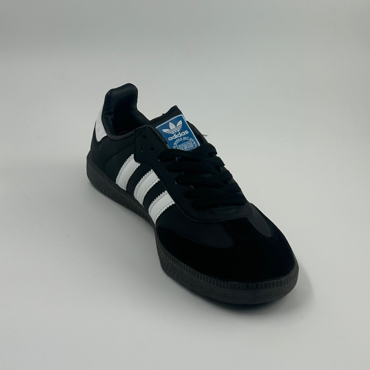 Adidas sampa