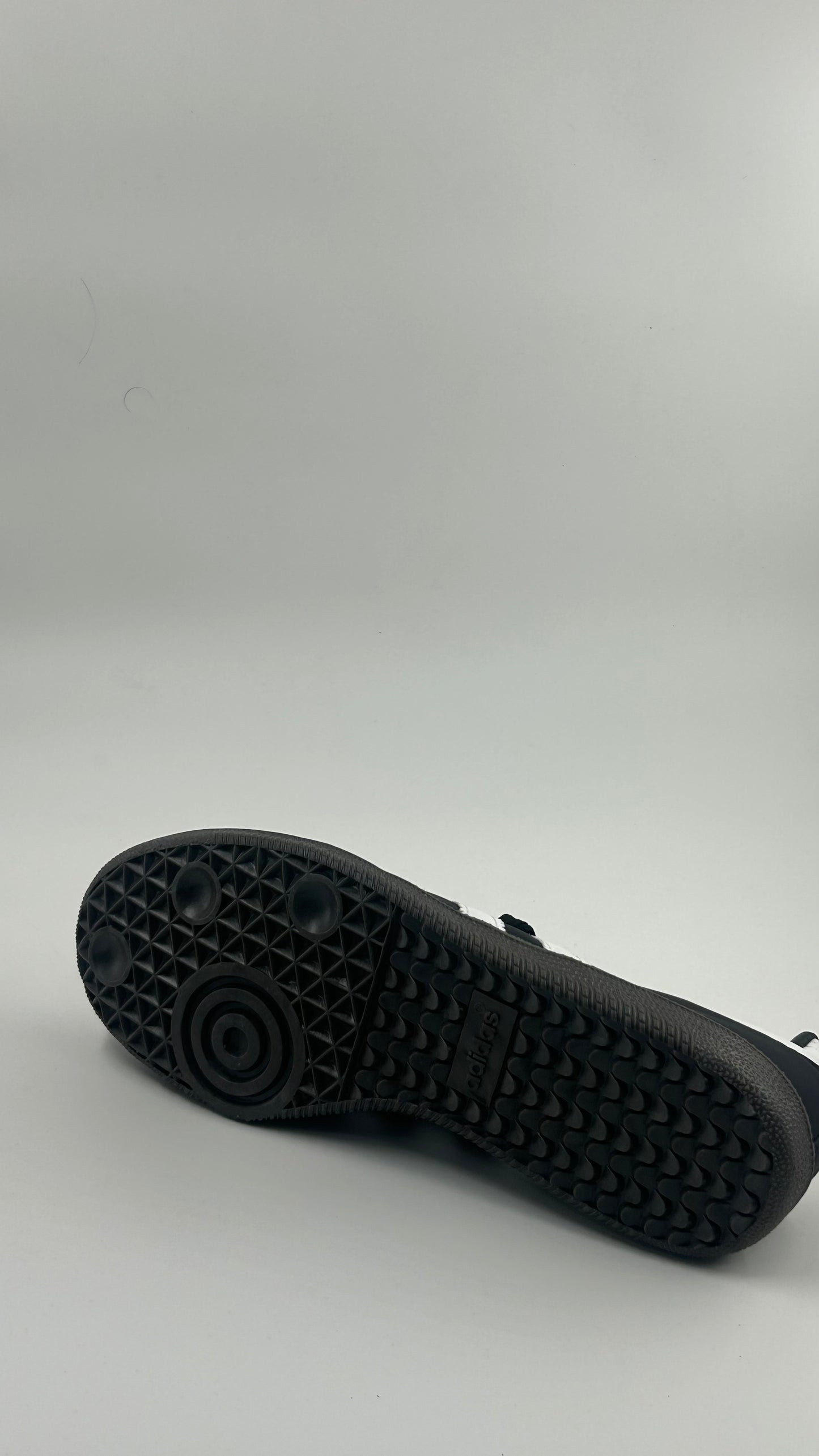Adidas sampa