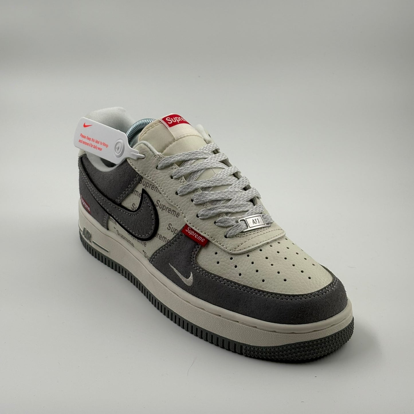 Nike Air Force 1 Low X Supreme