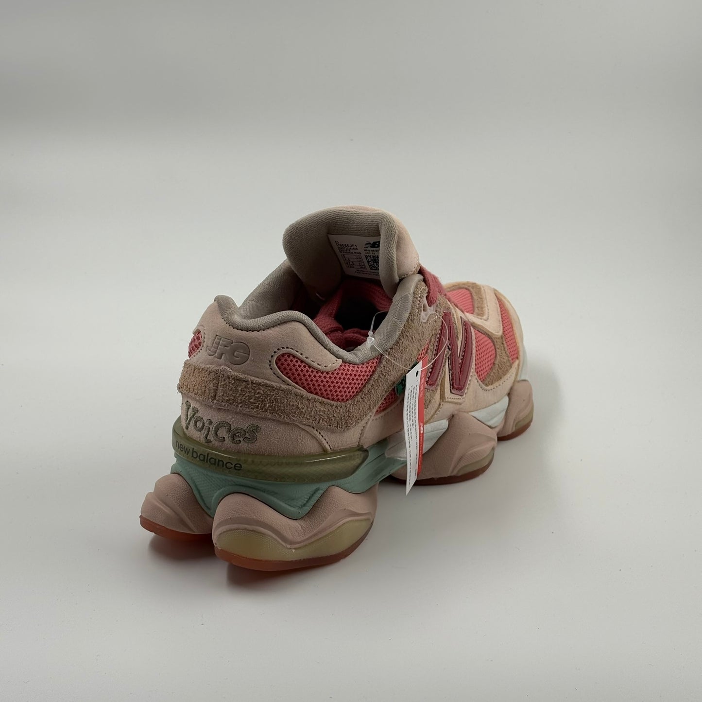 New Balance 9060